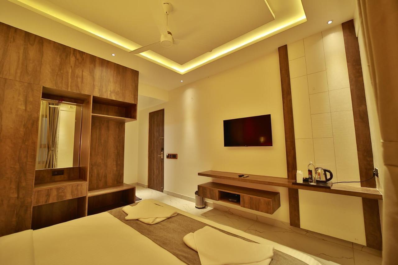 The Mysore Grand Luaran gambar